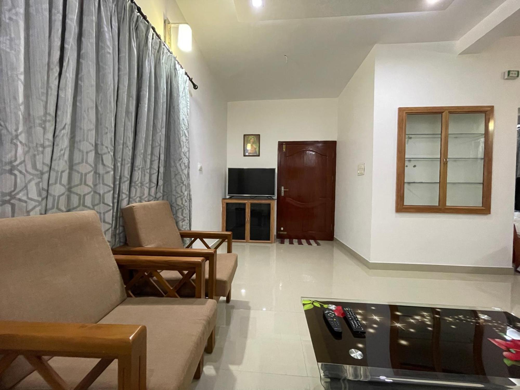 Dream Home Kochi Tripunithura ภายนอก รูปภาพ