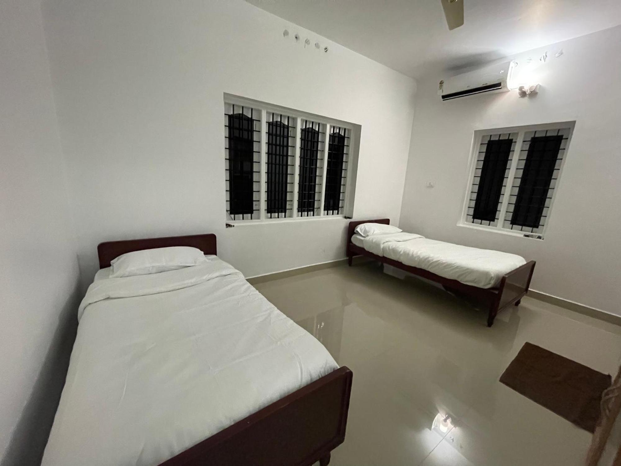Dream Home Kochi Tripunithura ภายนอก รูปภาพ