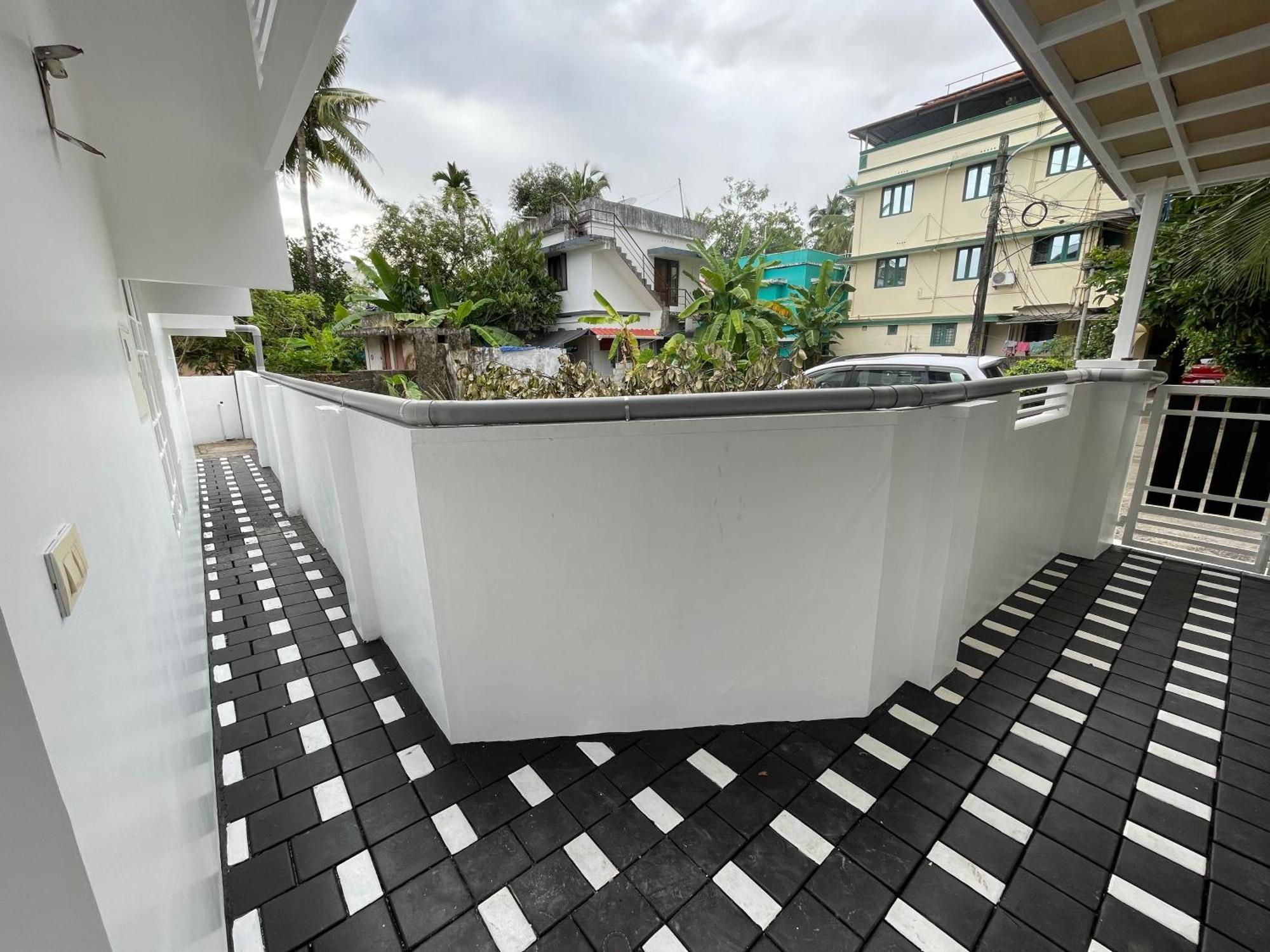 Dream Home Kochi Tripunithura ภายนอก รูปภาพ
