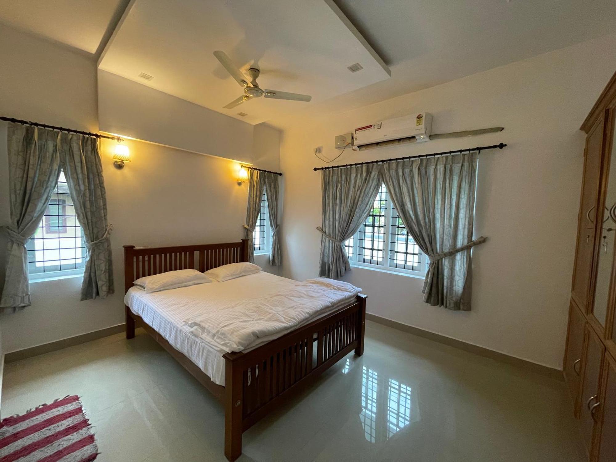 Dream Home Kochi Tripunithura ภายนอก รูปภาพ